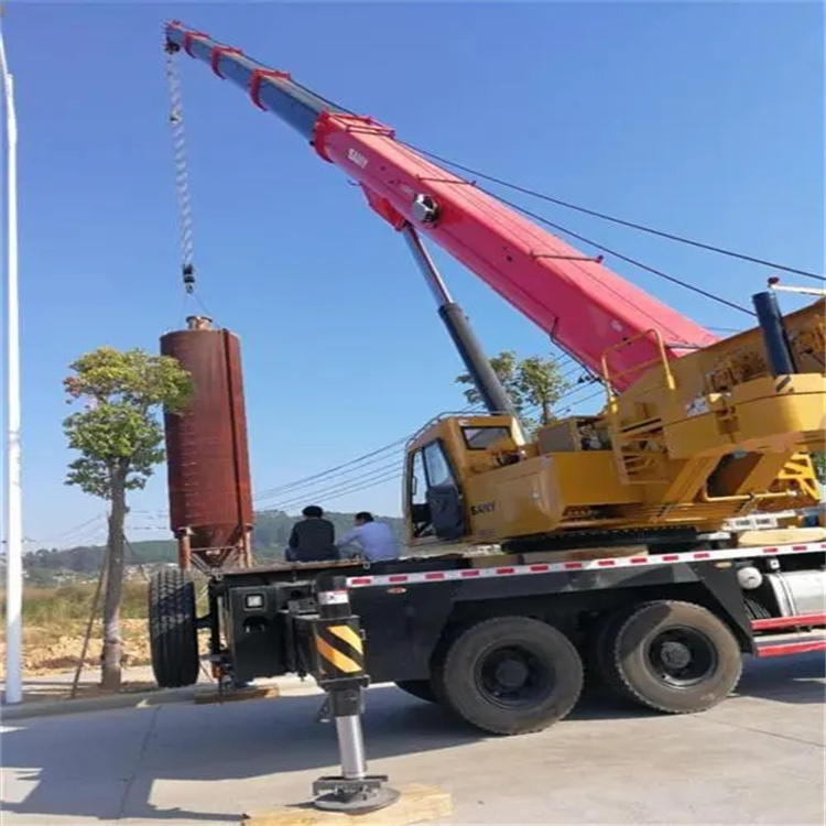 鹰潭专业吊车租赁多少钱