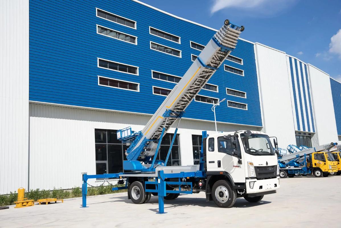 鹰潭小型云梯车上料车租赁多少钱