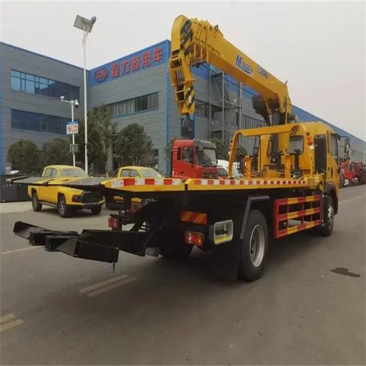 鹰潭附近小随车吊出租电话，轻松解决搬运烦恼