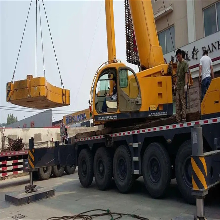 鹰潭当地吊车出租|机器吊装|75吨|工厂搬迁服务