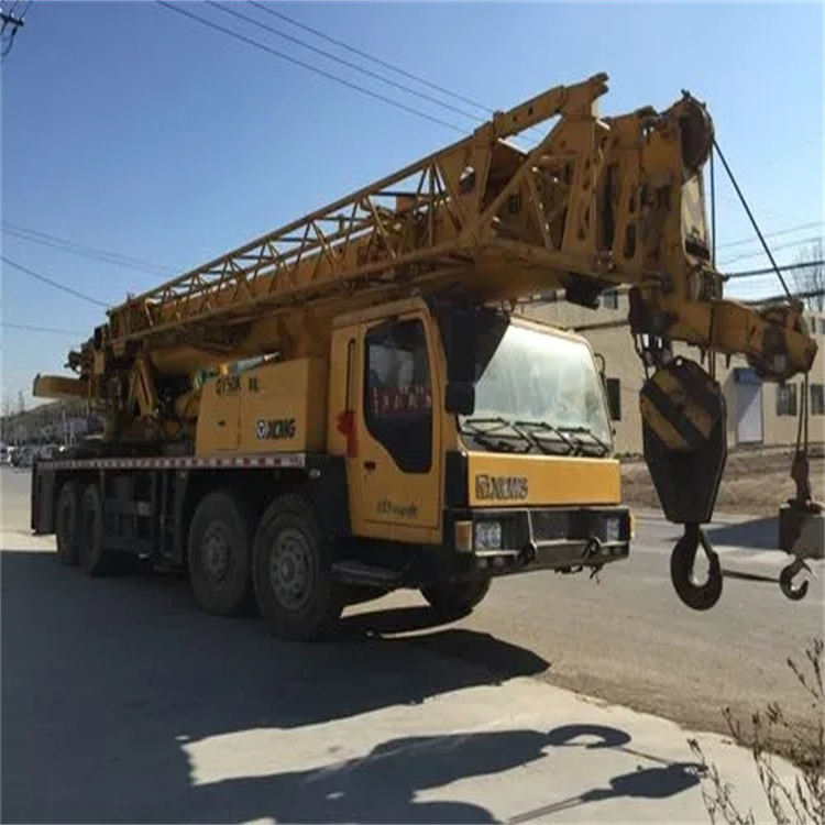 鹰潭吊车吊挖机的正确办法